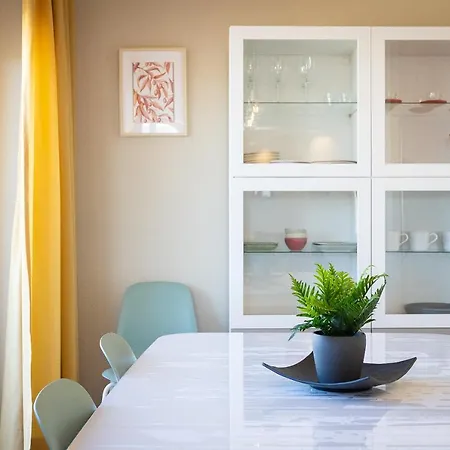 Aurelia Sunset Penthouse By In *